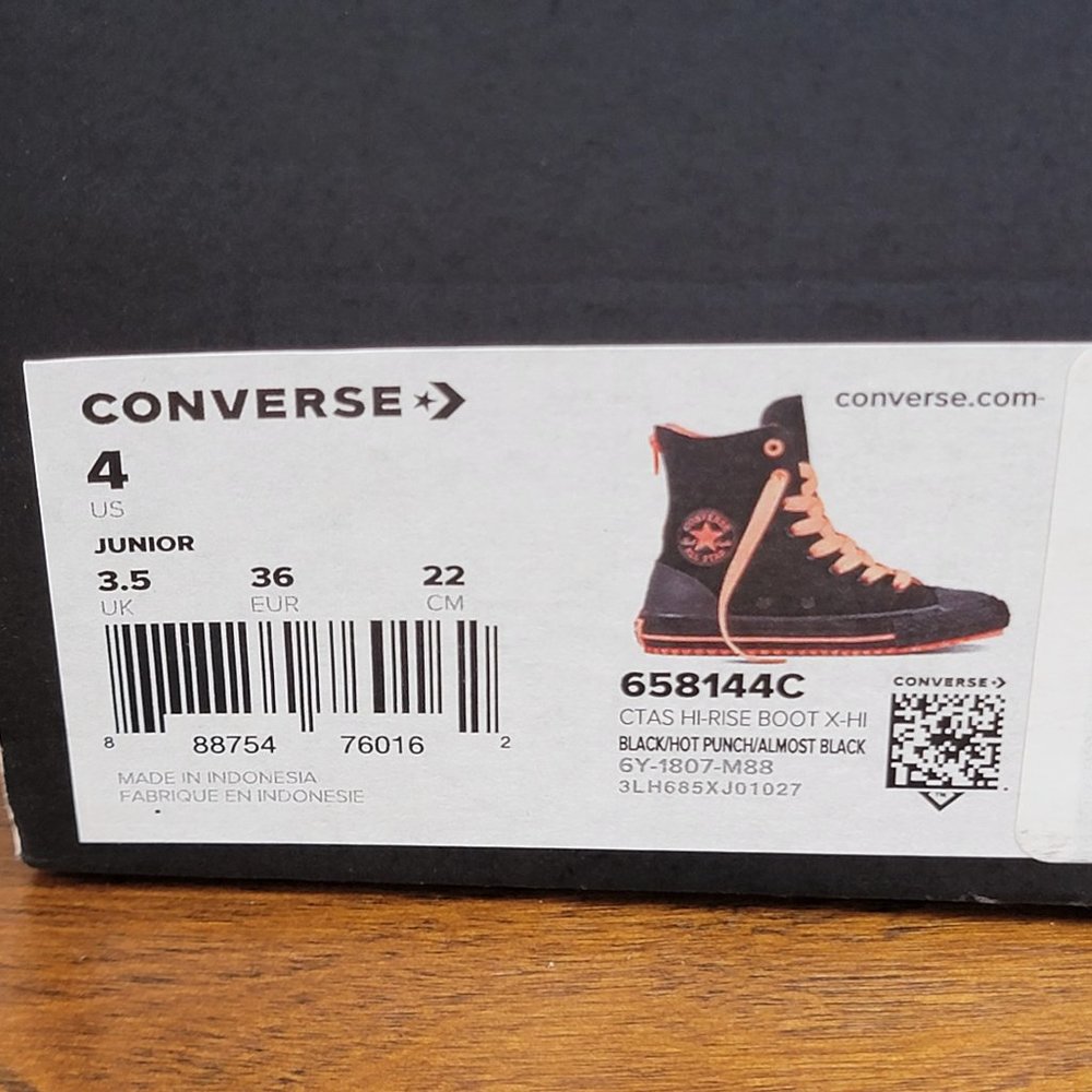 Converse Girls CTAS Hi Rise Boots 658144C NWOBSize 4Y - Picture 8 of 8